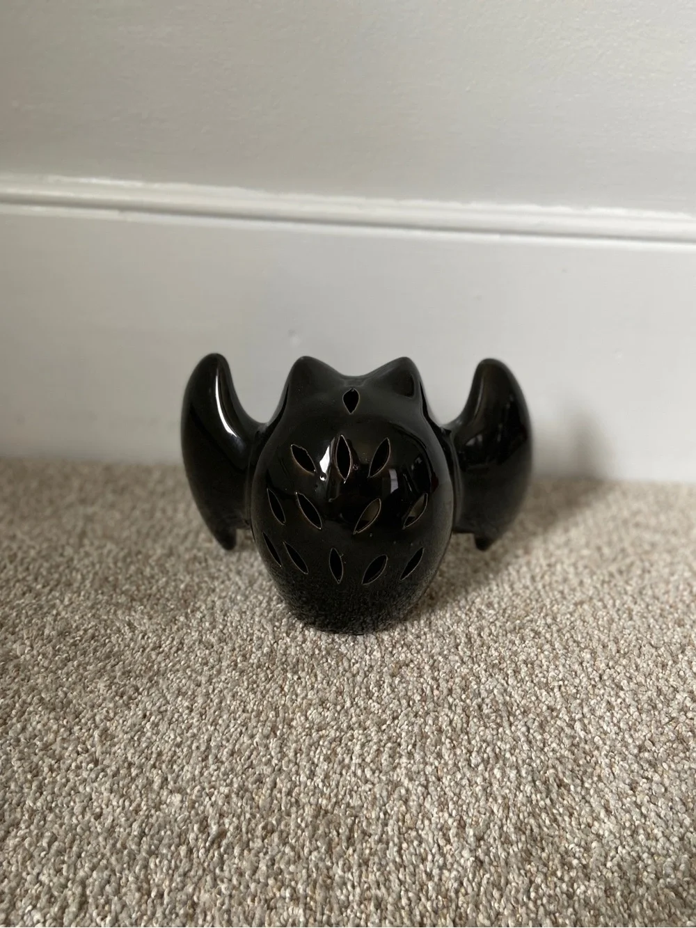 NWOT Ceramic Bat Halloween Decor TJ Maxx